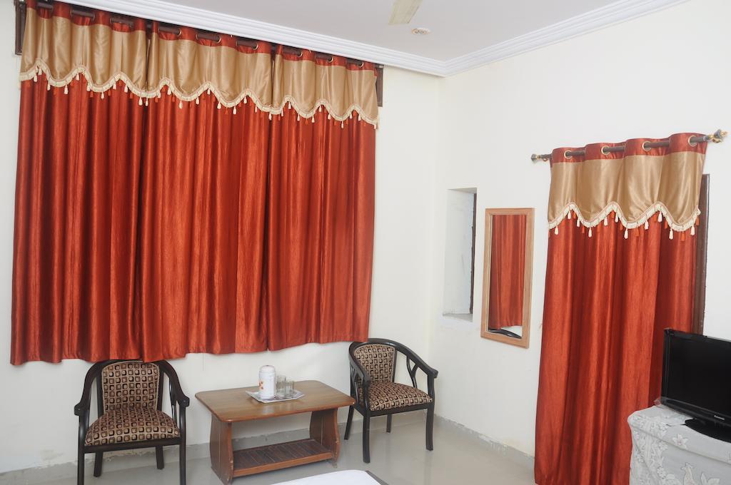Ashish Villa Guest House Джодпур Стая снимка